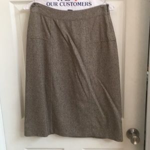 Herringbone women’s size 2 pencil skirt